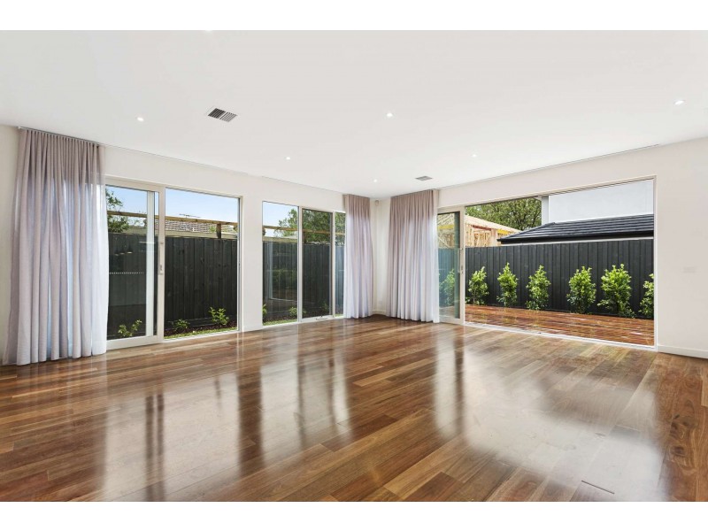 22 Erica Avenue, Glen Iris VIC 3146