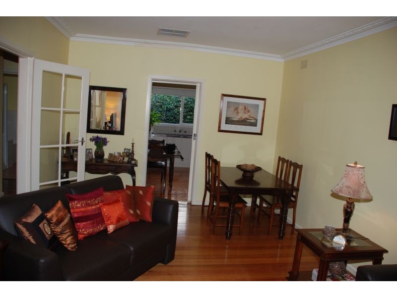 2/7 Halley Avenue, Camberwell VIC 3124