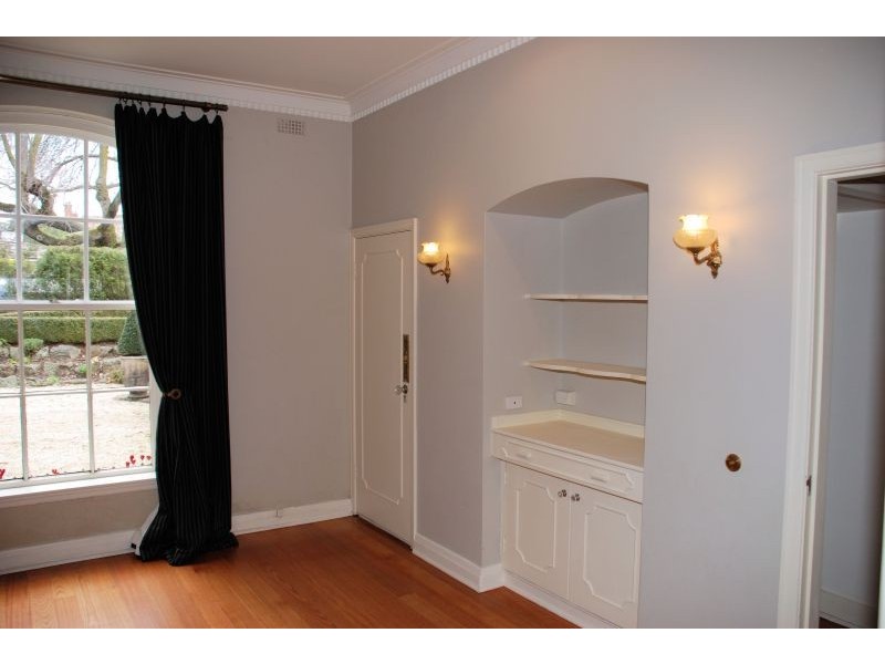 69 Mont Albert Rd, Canterbury VIC 3126