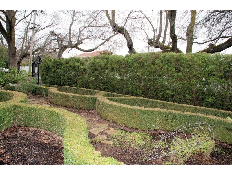 69 Mont Albert Rd, Canterbury VIC 3126