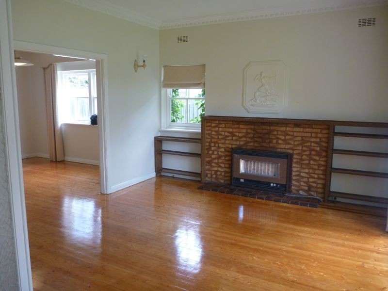 30 Fakenham Road, Ashburton VIC 3147