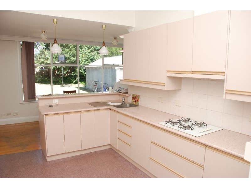 39 Nirvana Avenue, Malvern East VIC 3145