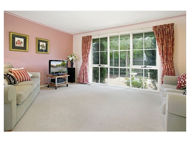 2/1 Asquith Street, Box Hill South VIC 3128