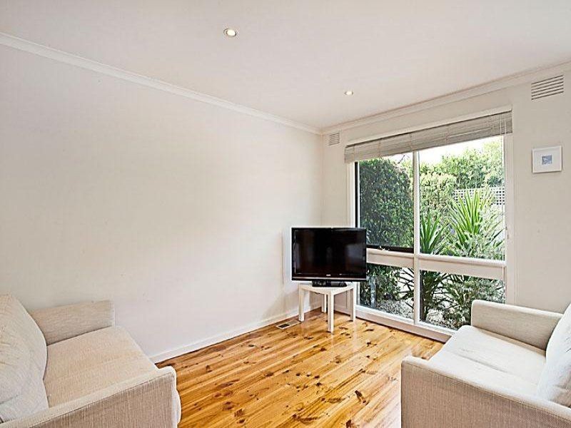 2/4 Peace Street, Glen Iris VIC 3146