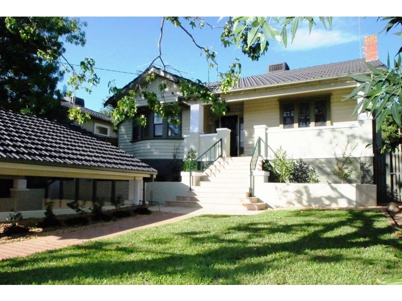 27 Albion Road, Glen Iris VIC 3146