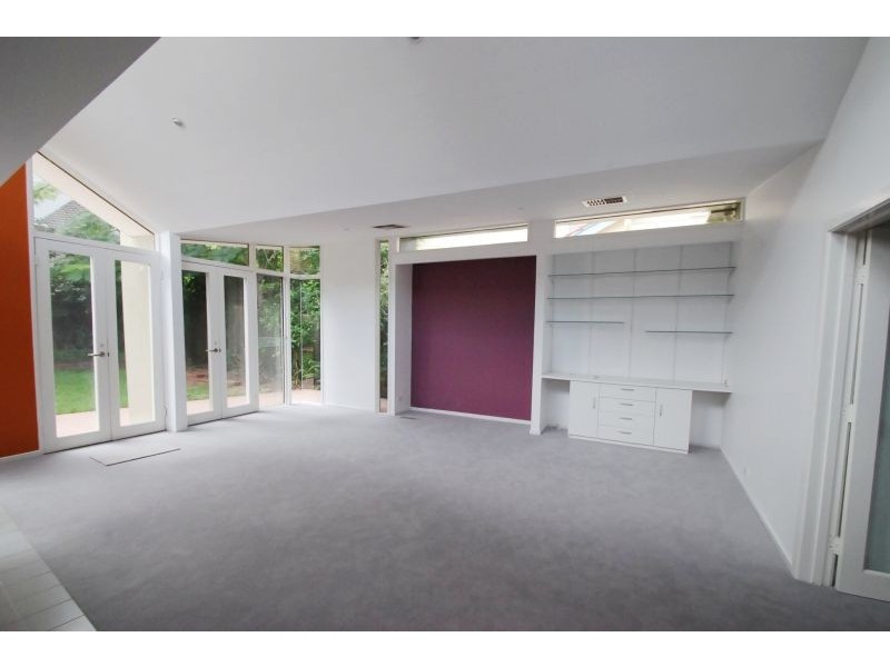 27 Albion Road, Glen Iris VIC 3146