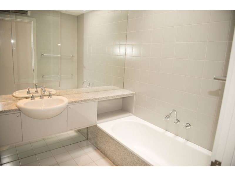 27 Albion Road, Glen Iris VIC 3146