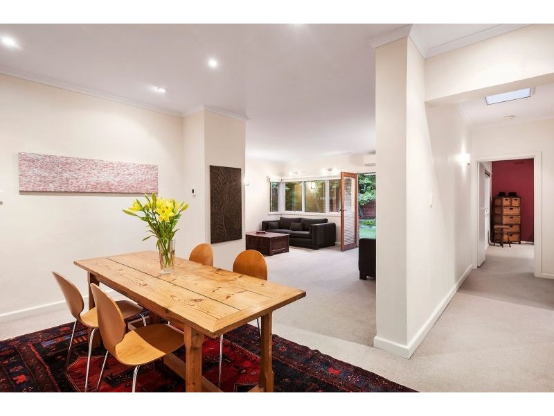 15 Howie Street, Glen Iris VIC 3146