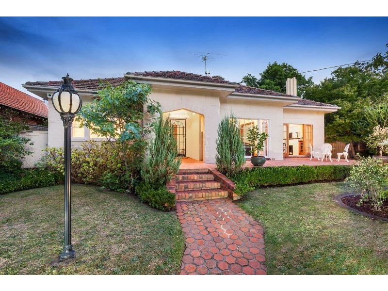 15 Howie Street, Glen Iris VIC 3146
