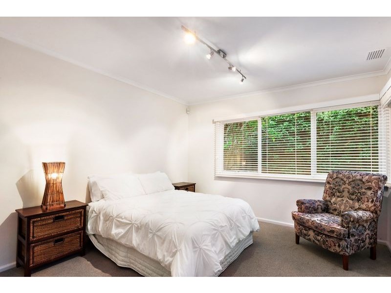 15 Howie Street, Glen Iris VIC 3146