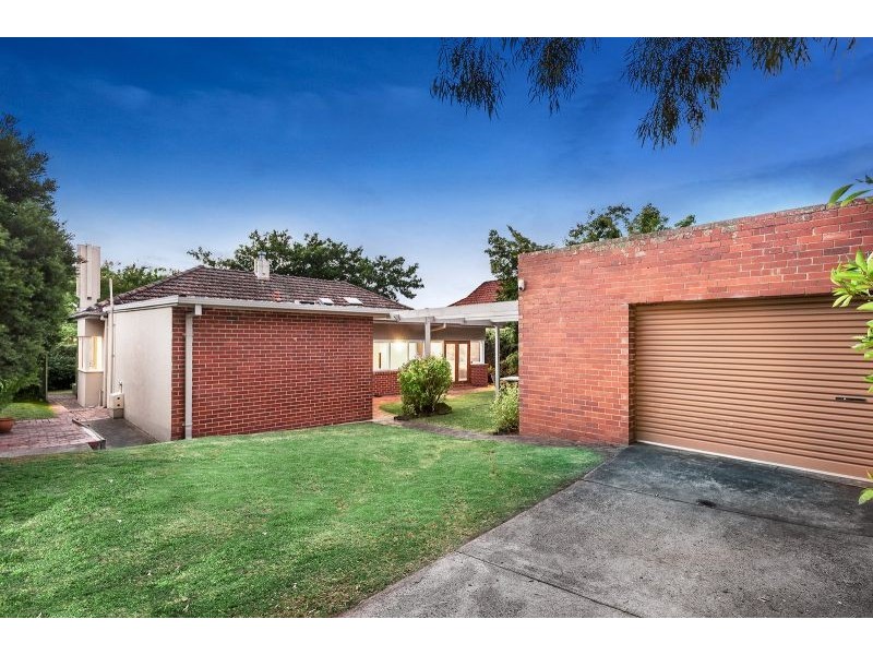 15 Howie Street, Glen Iris VIC 3146