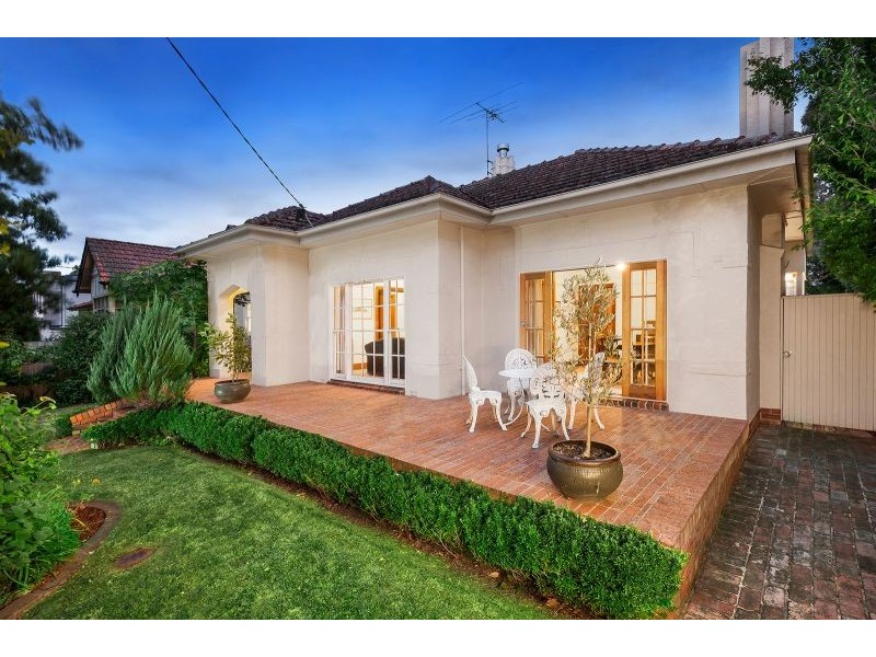 15 Howie Street, Glen Iris VIC 3146