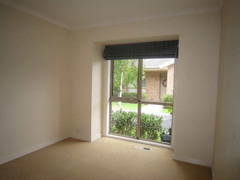10 Kingswood Rise, Box Hill South VIC 3128