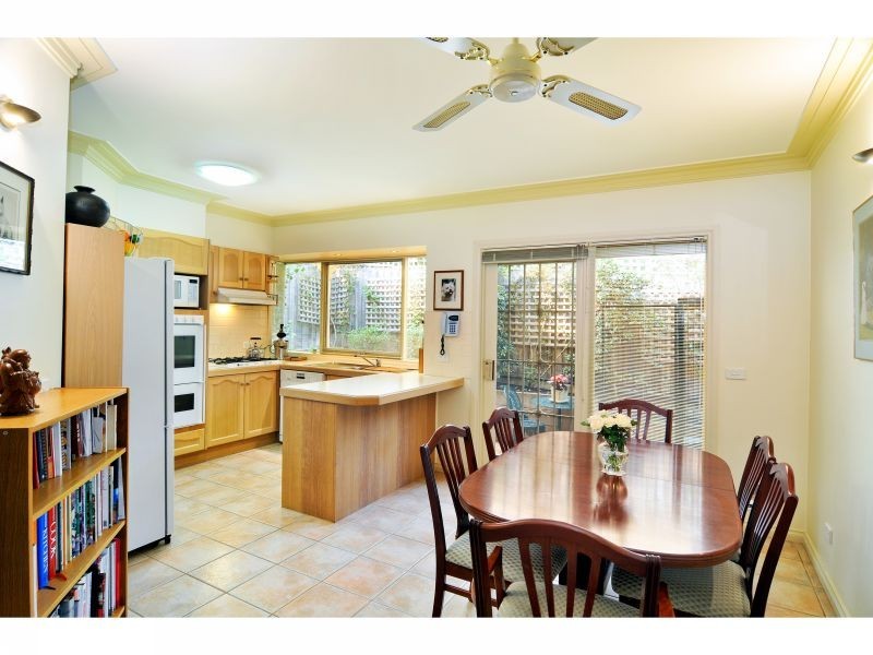 2/23 Hedderwick Street, Balwyn North VIC 3104