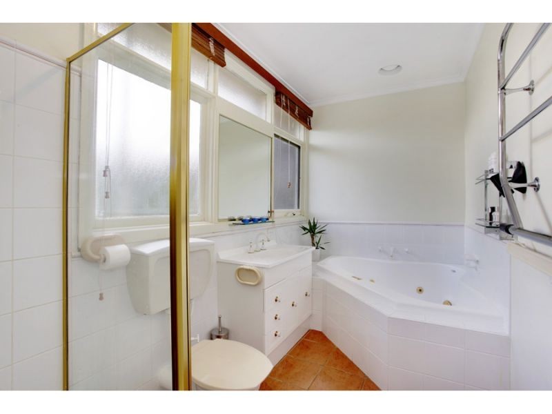 21 Toolang Court, Mount Waverley VIC 3149