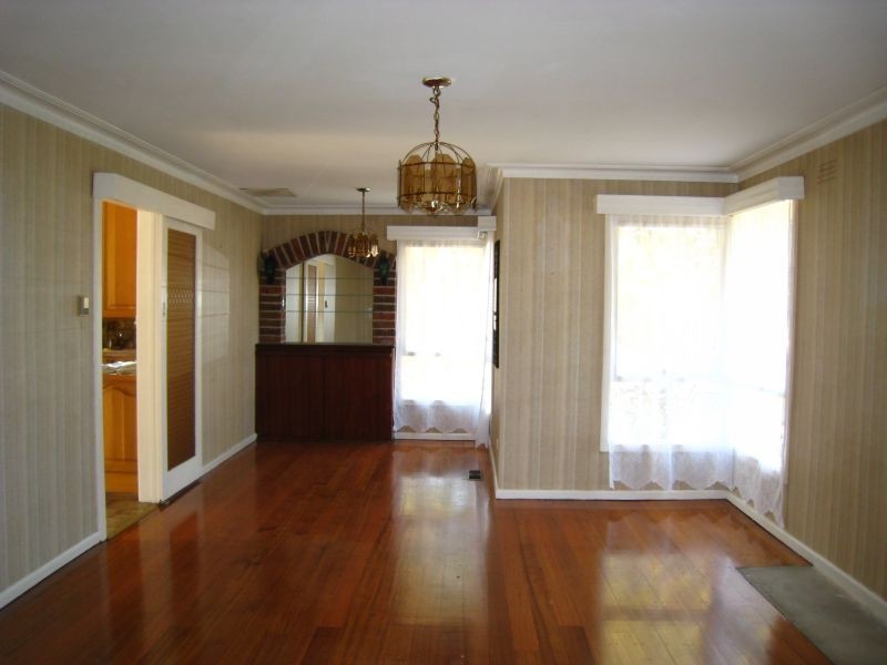 23 Victor Crescent, Blackburn South VIC 3130