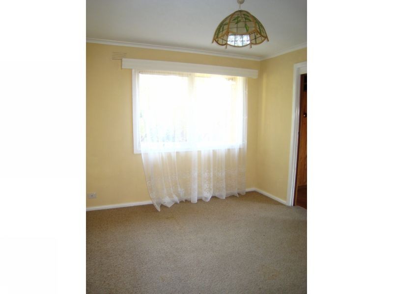 23 Victor Crescent, Blackburn South VIC 3130