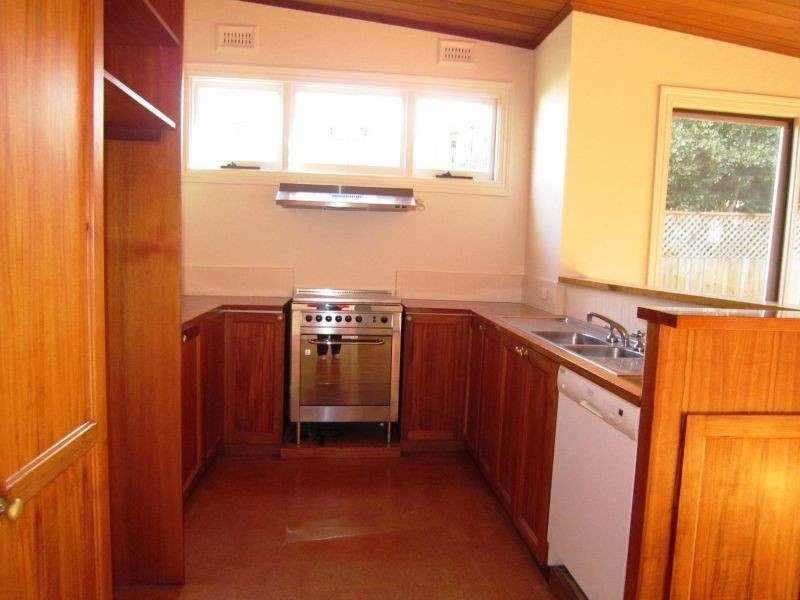 19 Sir Garnet Road, Surrey Hills VIC 3127