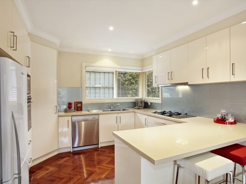 8 Barbara Street, Mont Albert North VIC 3129