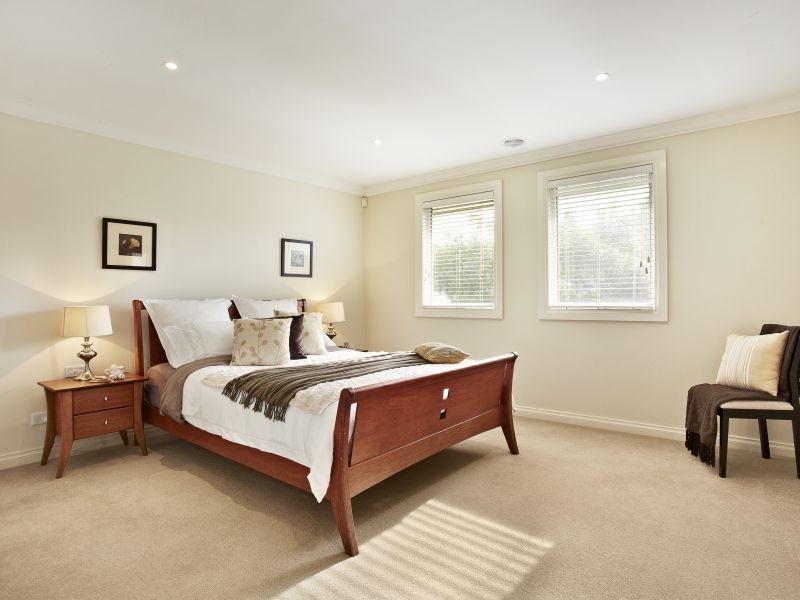 8 Barbara Street, Mont Albert North VIC 3129