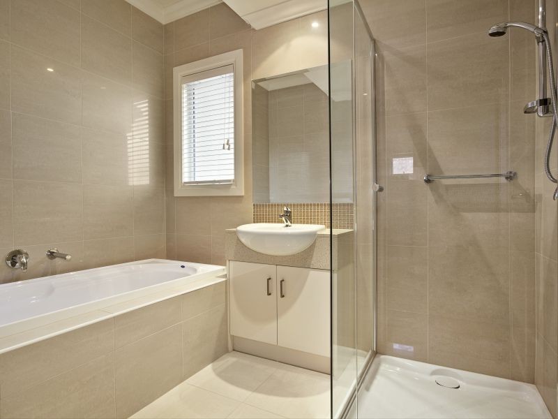 8 Barbara Street, Mont Albert North VIC 3129