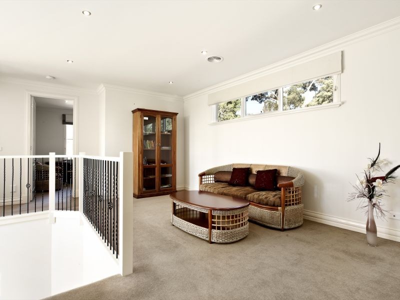3 Carmel Court, Balwyn VIC 3103