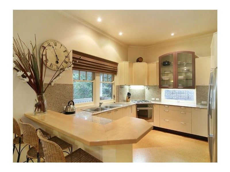 6 Chester Street, Glen Iris VIC 3146