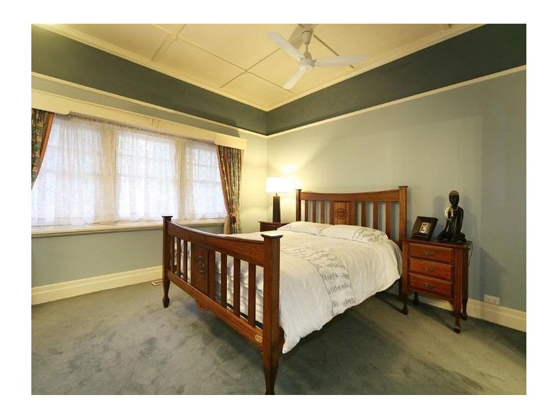 6 Chester Street, Glen Iris VIC 3146