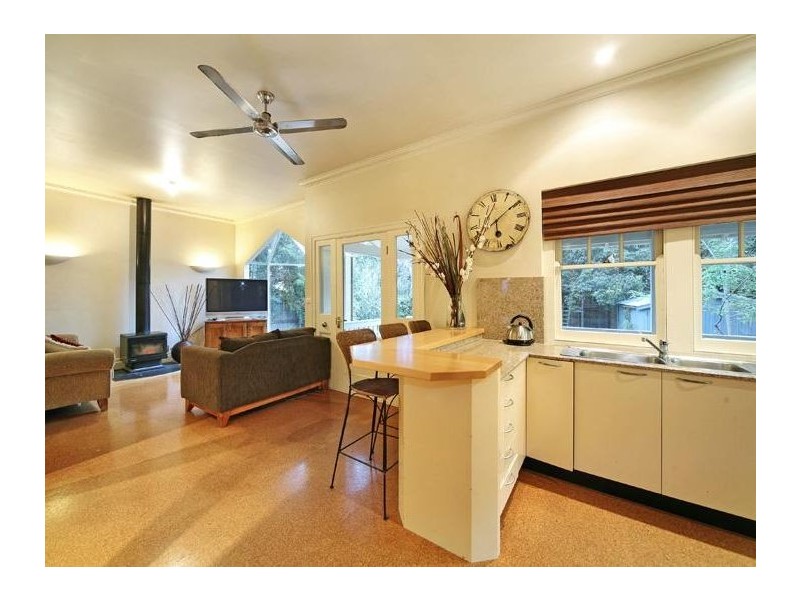 6 Chester Street, Glen Iris VIC 3146
