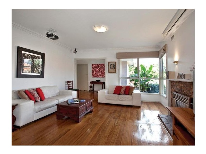 1/27 Chestnut Street, Surrey Hills VIC 3127
