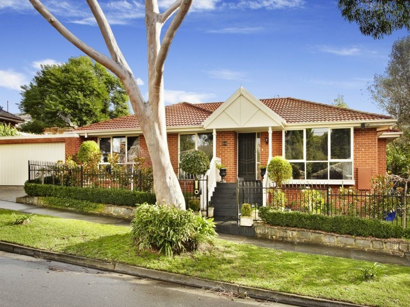 15 Malvern Road, Mont Albert North VIC 3129