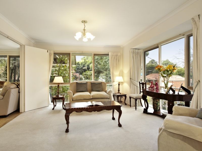 15 Malvern Road, Mont Albert North VIC 3129