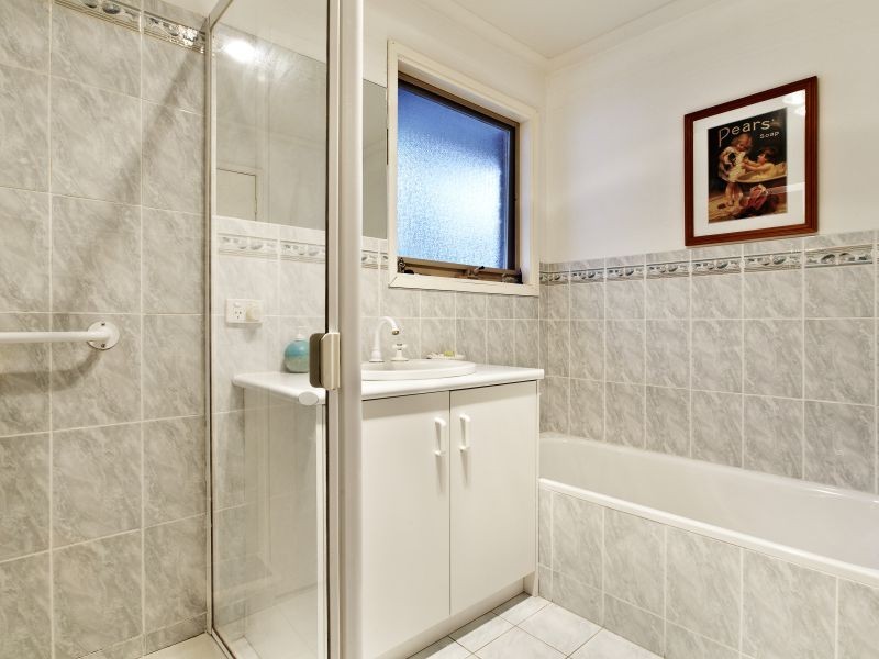 15 Malvern Road, Mont Albert North VIC 3129