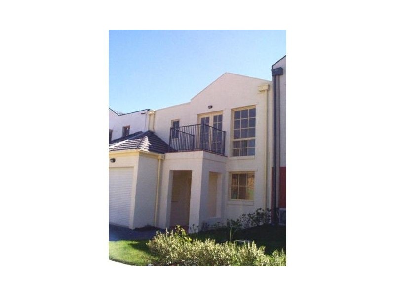 32 Oxford Street, Box Hill VIC 3128