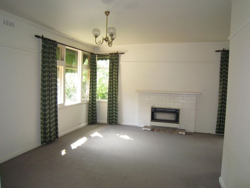 8 Clovelly Court, Balwyn North VIC 3104