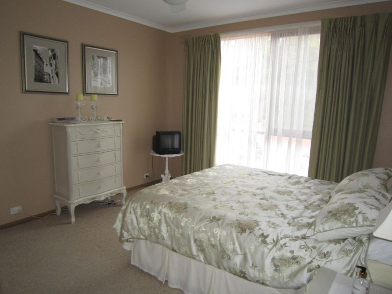 2/22-24 Broughton Road, Surrey Hills VIC 3127