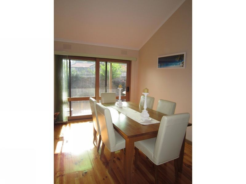 2/22-24 Broughton Road, Surrey Hills VIC 3127