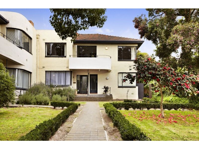 4/1251 Burke Road, Kew VIC 3101