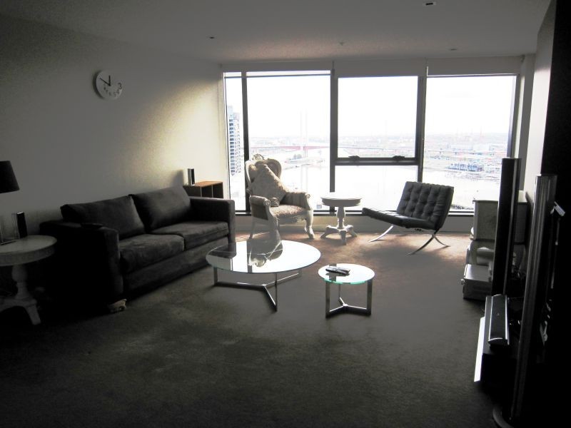 2502/100 Harbour Esplanade, Docklands VIC 3008