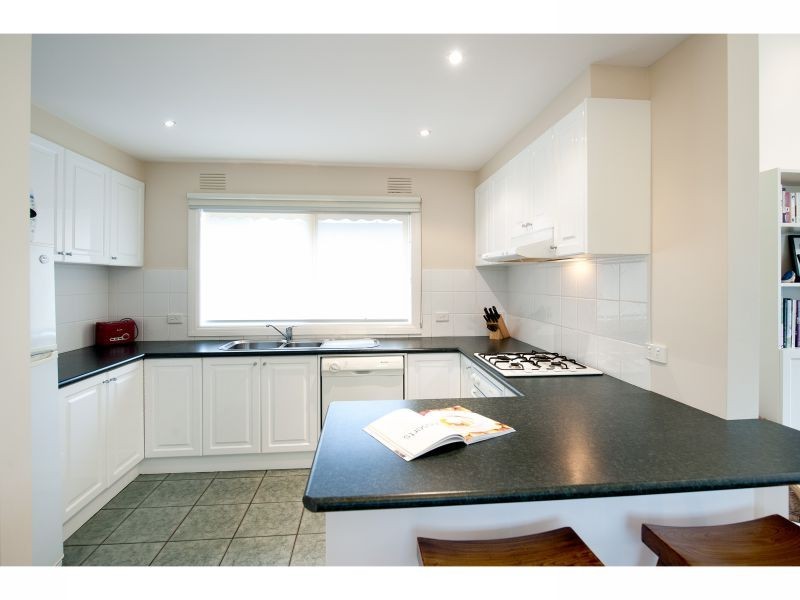 1/9 New Street, Surrey Hills VIC 3127