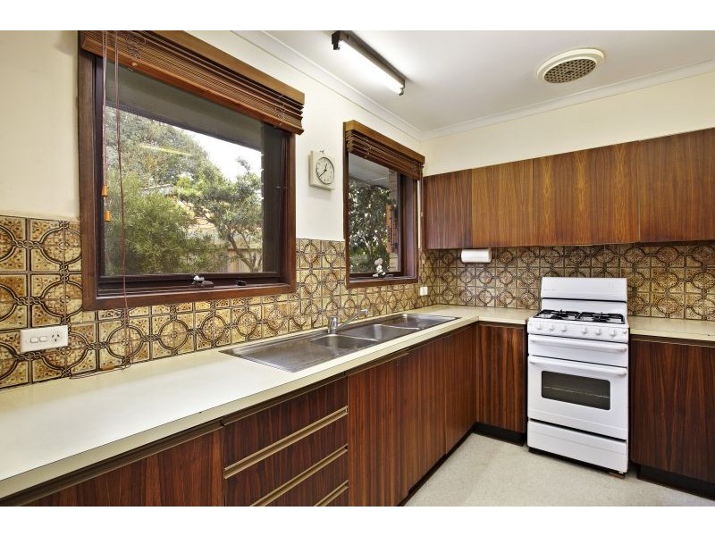 2/2 Erne Street, Balwyn VIC 3103