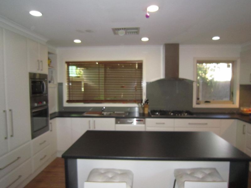 69A Strabane Avenue, Mont Albert VIC 3127