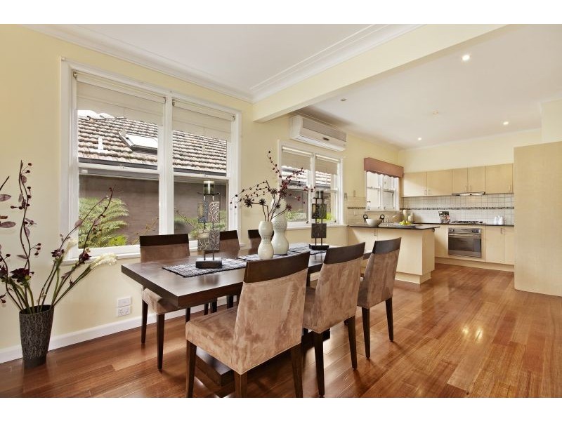 12 Orchard Crescent, Mont Albert North VIC 3129