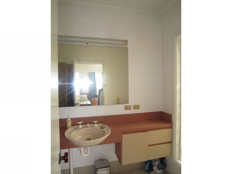 99 Rostrevor Parade, Mont Albert North VIC 3129