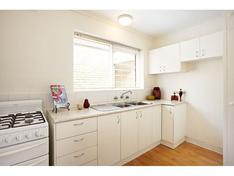 8/894 Burke Road, Canterbury VIC 3126