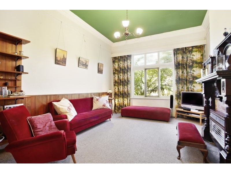 60 Essex Road, Surrey Hills VIC 3127