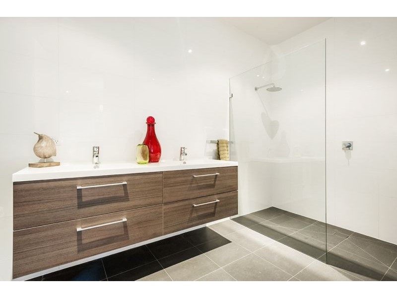3/24 Orchard Crescent, Mont Albert North VIC 3129