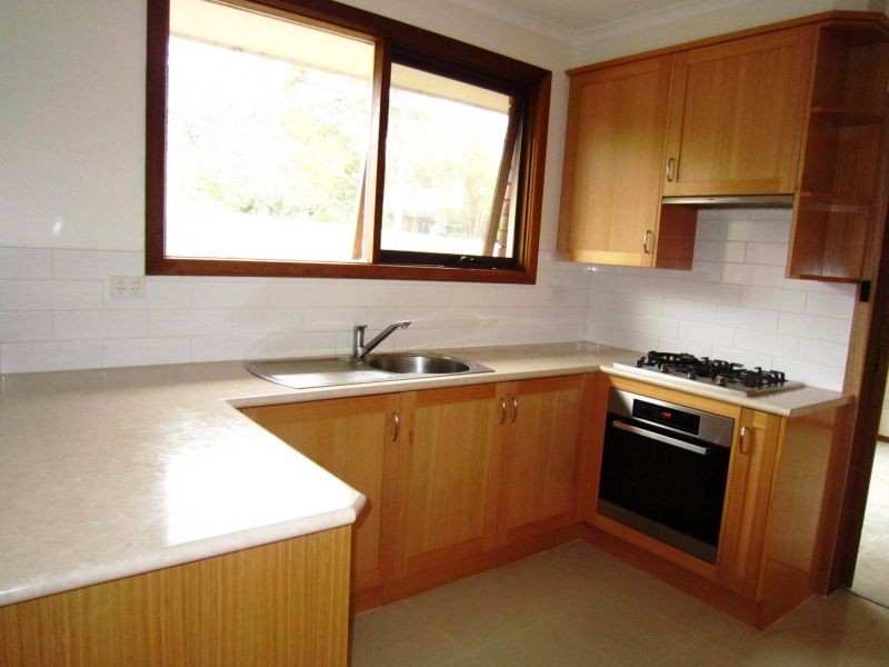 2/90 Windsor Crescent, Surrey Hills VIC 3127