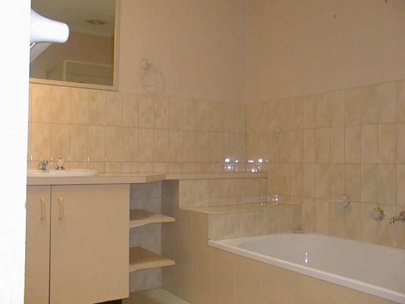 4/42 Zetland Road, Mont Albert VIC 3127