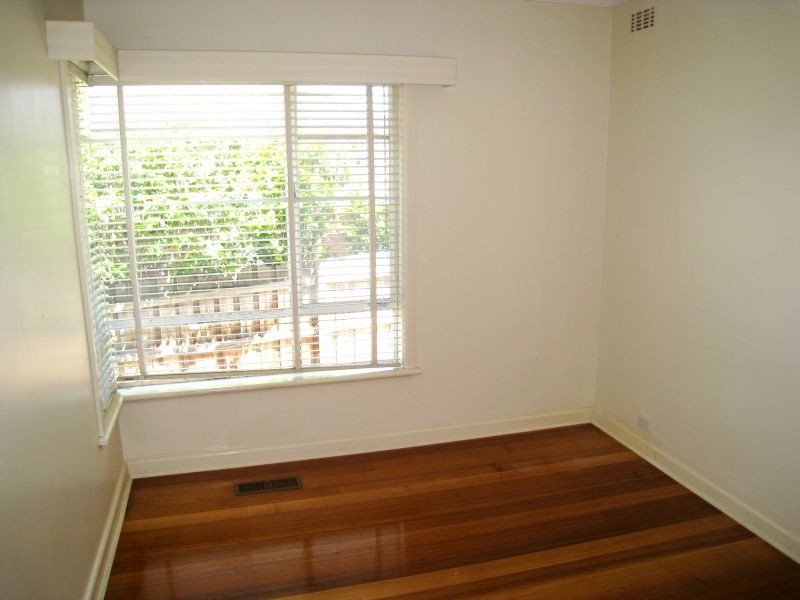 23 Carawatha Road, Doncaster VIC 3108